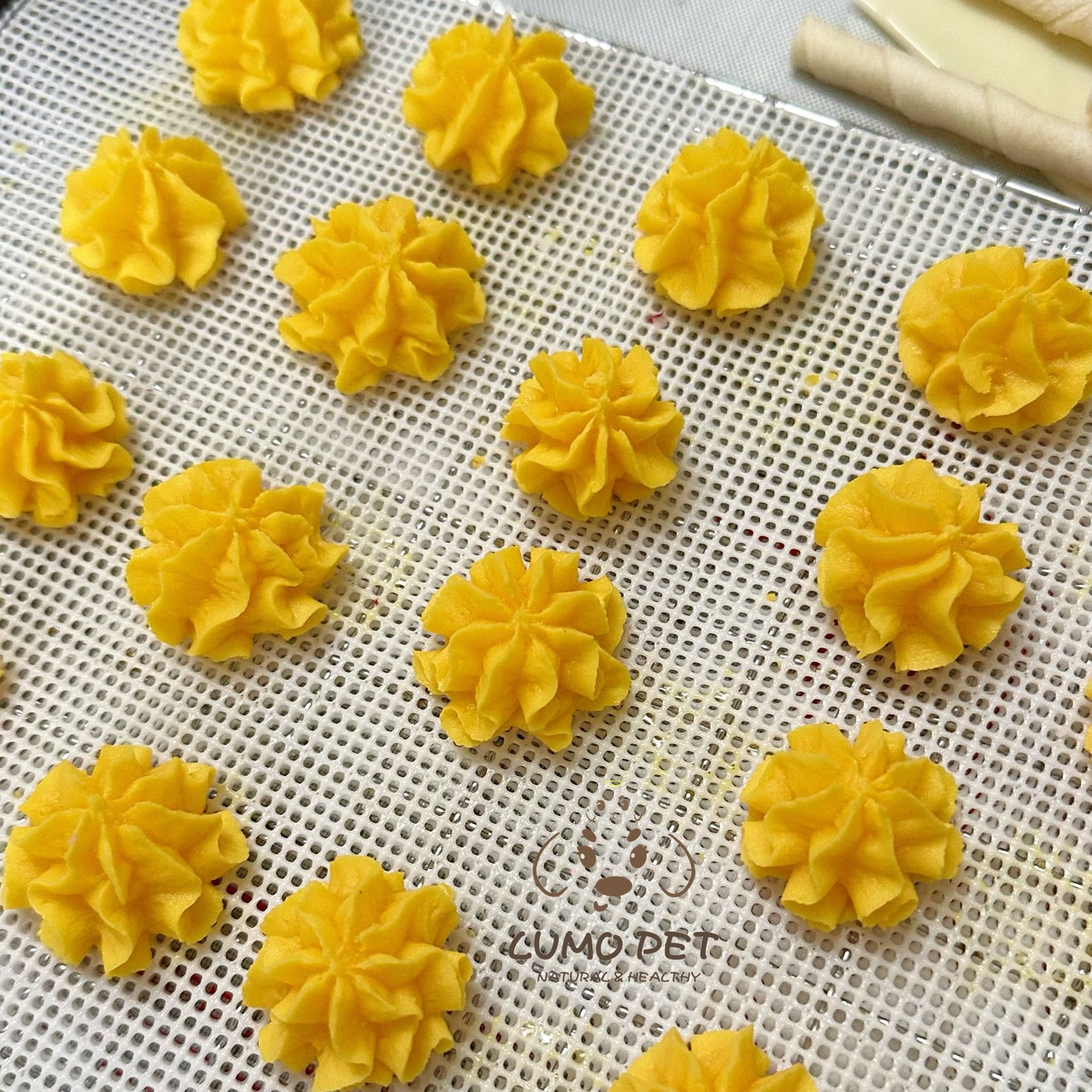 Egg Yolk Crispy Bite | 蛋黄一口酥